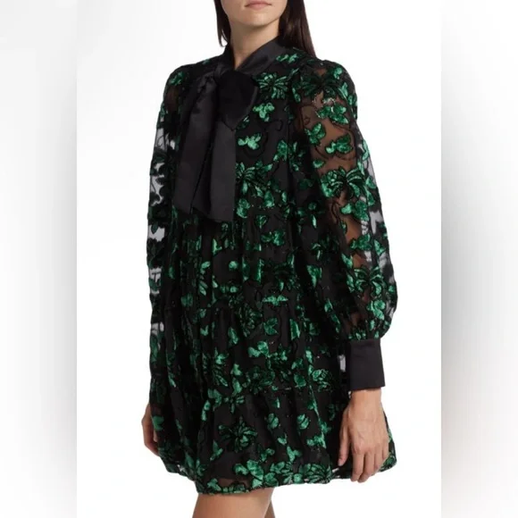 Alice + Olivia Black and Green Mini Dress - Picture 3 of 15